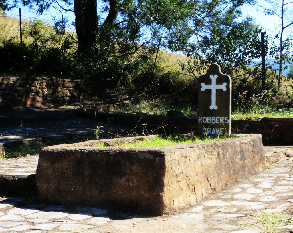 Pilgrims Rest robbers grave